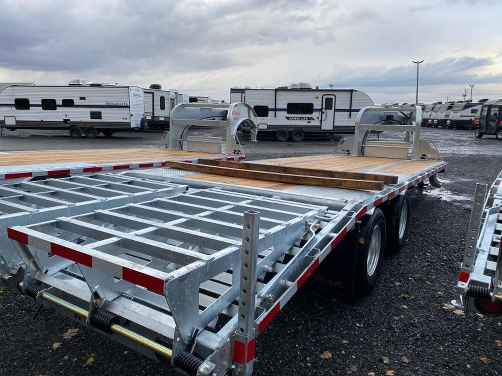 2023 DECK SERIES GN205LDTS2 PAR K-TRAIL