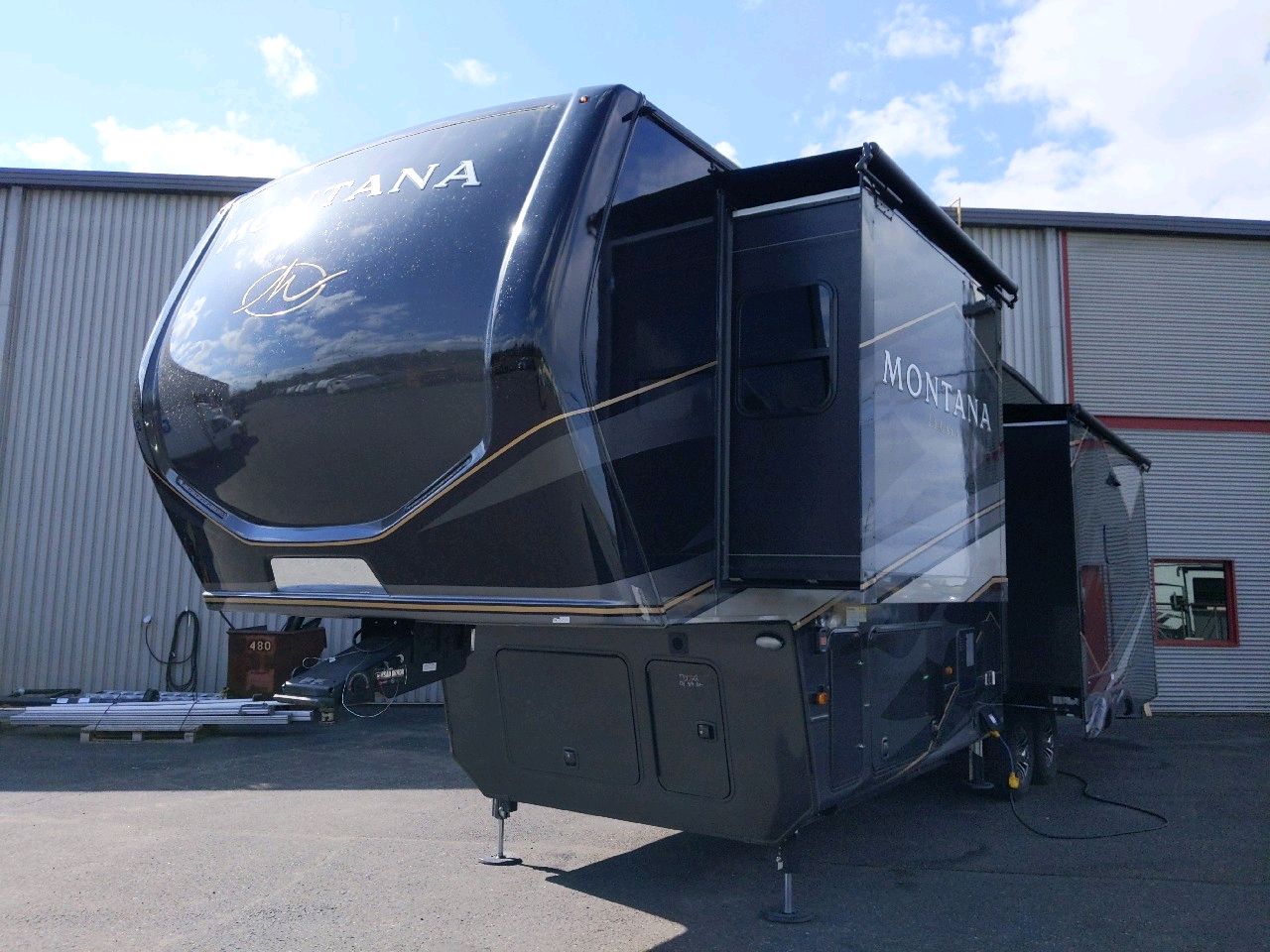 2025 MONTANA 3123RL PAR KEYSTONE