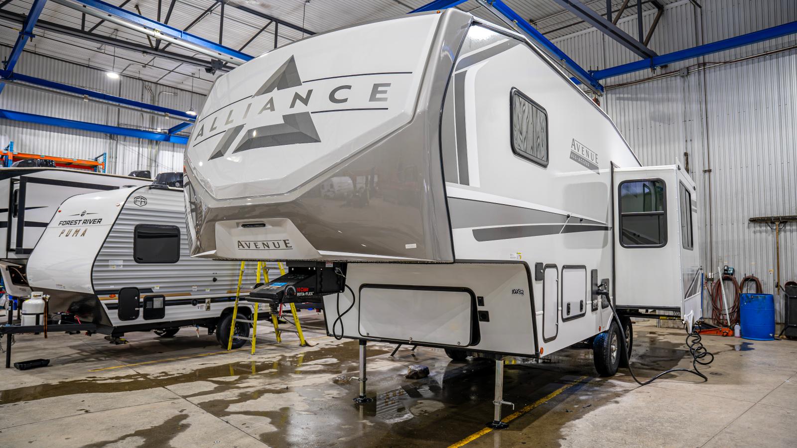 2025 AVENUE 23ML PAR ALLIANCE