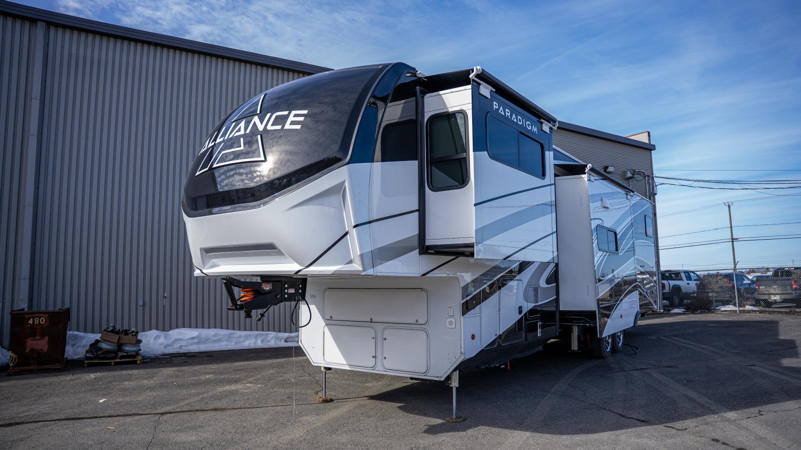 2025 PARADIGM 385FL PAR ALLIANCE