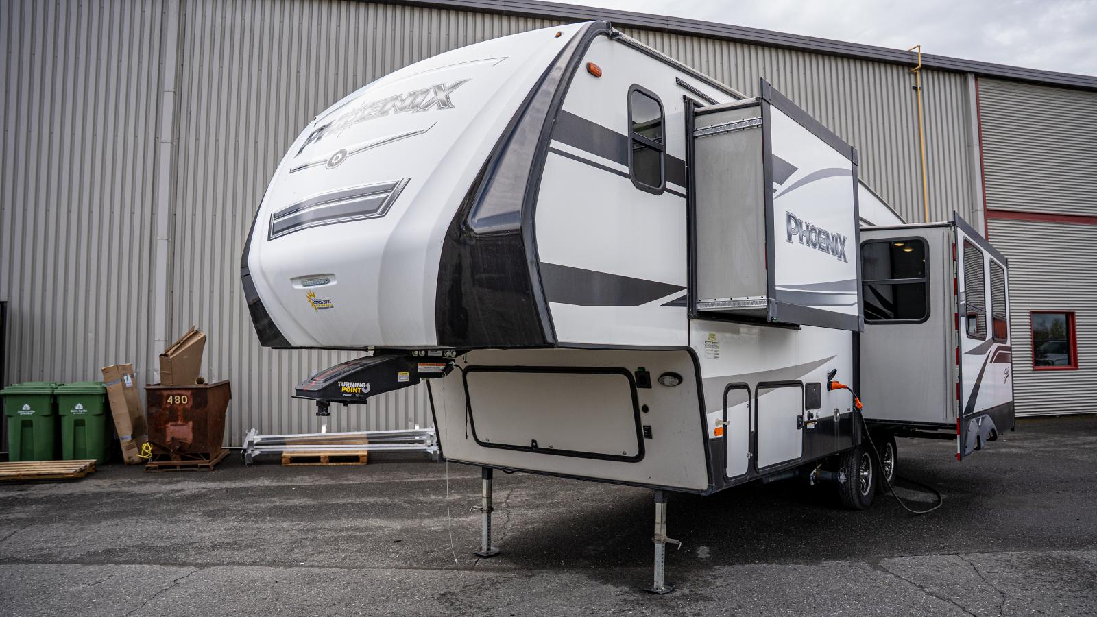 2019 PHOENIX 25MK PAR FOREST RIVER