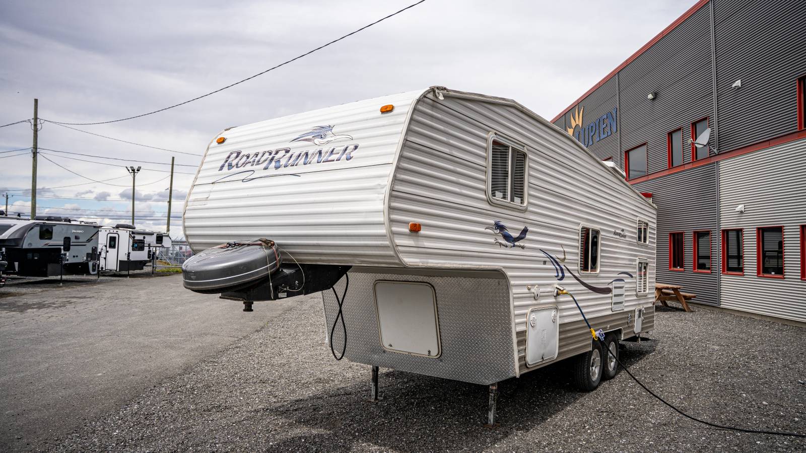 2005 ROADRUNNER 240 PAR SUN VALLEY