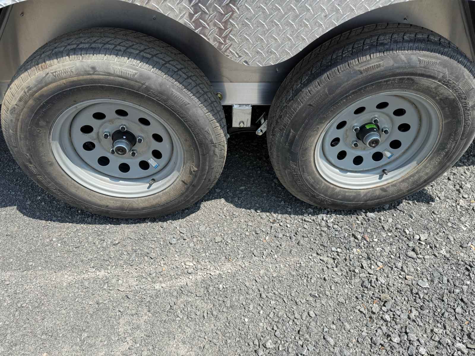 2025 CARGO EZEC7X14T2 PAR E-Z HAULER - Image 8