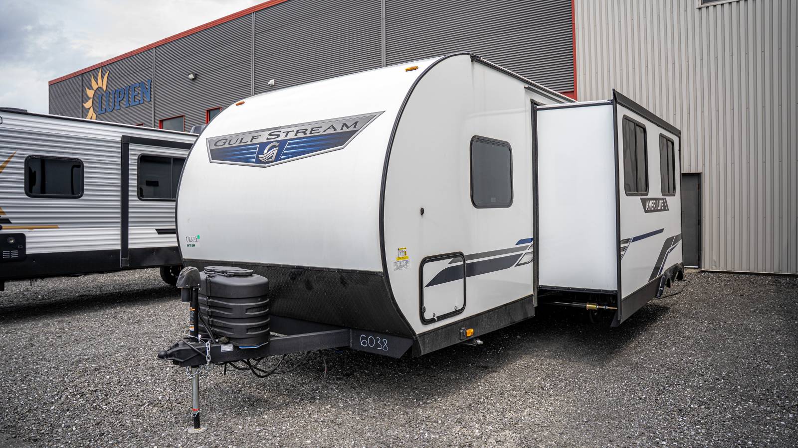 2025 AMERILITE 268BH PAR GULF STREAM