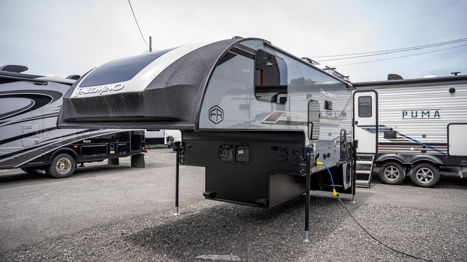 2026 PALOMINO HS8801 PAR FOREST RIVER