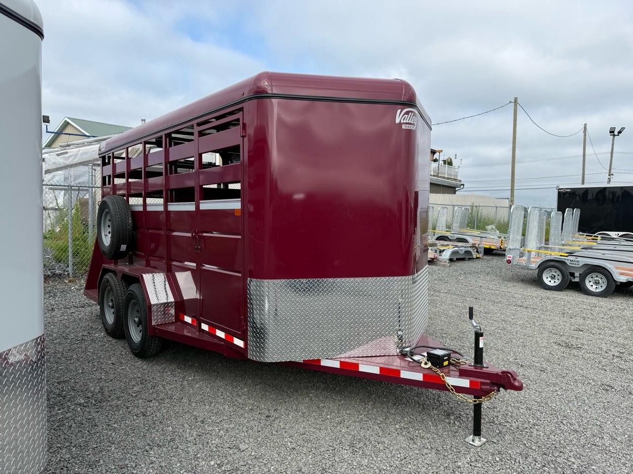2026 LIVESTOCK 26816HD PAR VALLEY TRAILERS