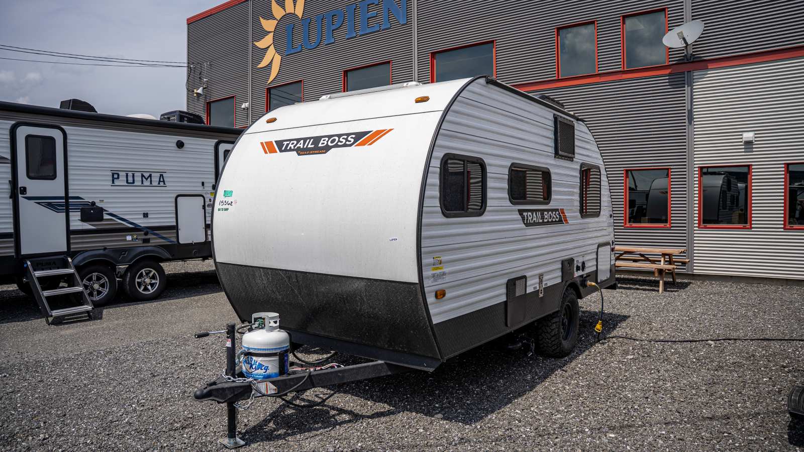 2025 TRAIL BOSS 170RQ PAR GULF STREAM