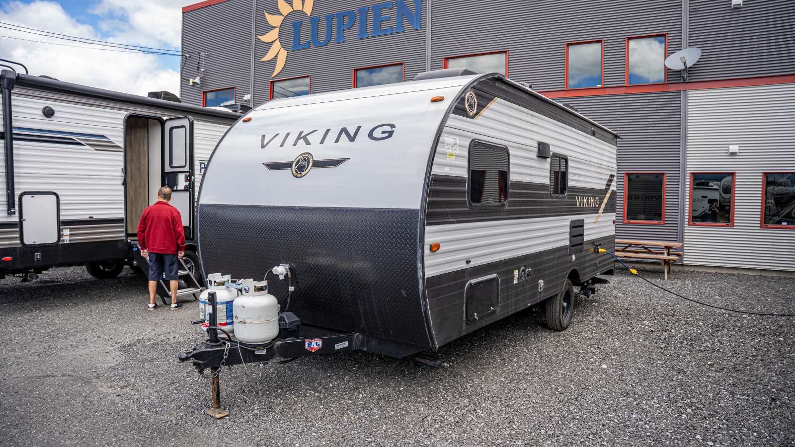 2022 VIKING 182DBU PAR FOREST RIVER