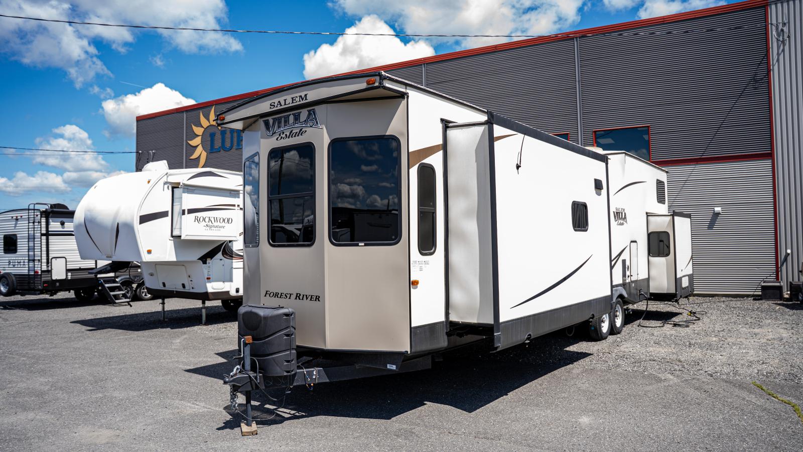 2018 SALEM 4092BFL PAR FOREST RIVER