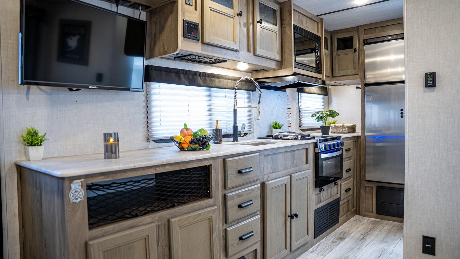 2022 SURVEYOR 203RKLE PAR FOREST RIVER - Image 10