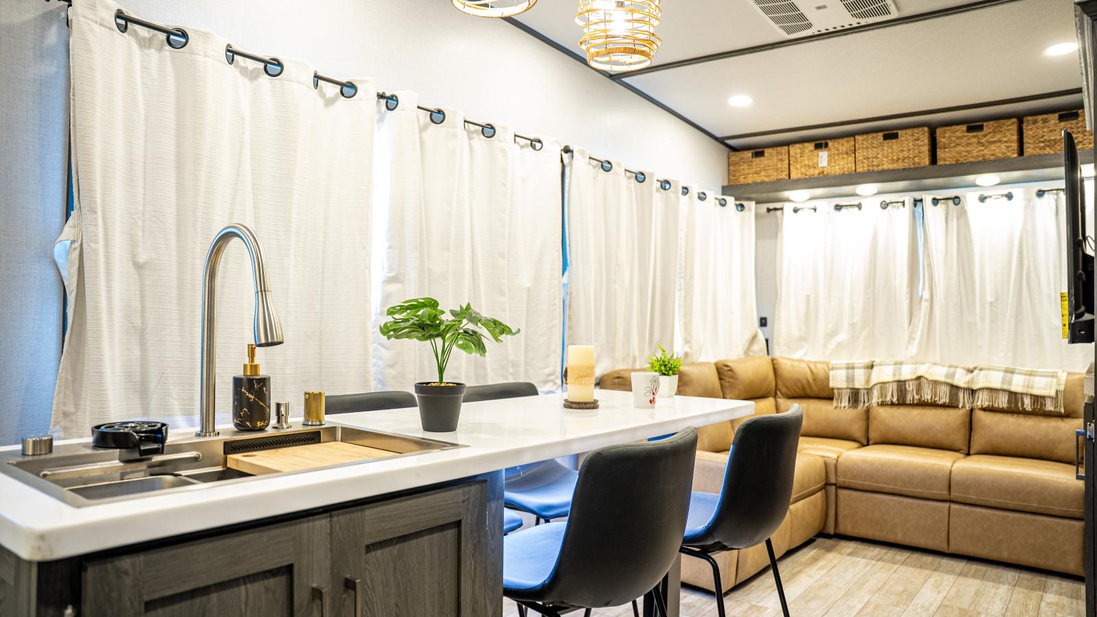 2025 IMPRESSION 282RLVIEW PAR FOREST RIVER - Image 9