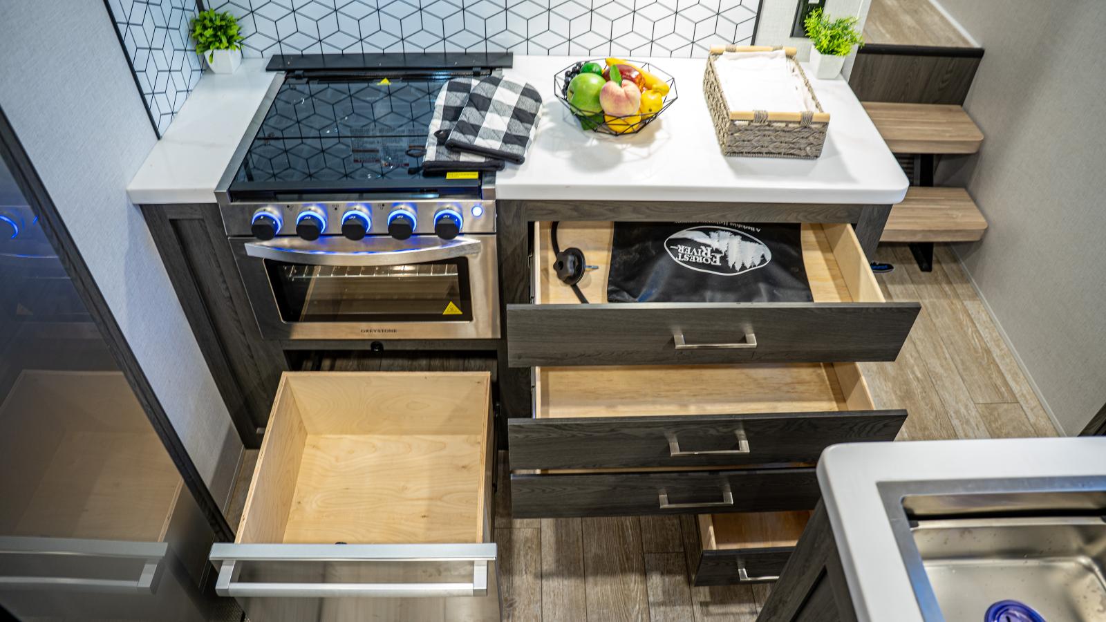 2025 IMPRESSION 282RLVIEW PAR FOREST RIVER - Image 13