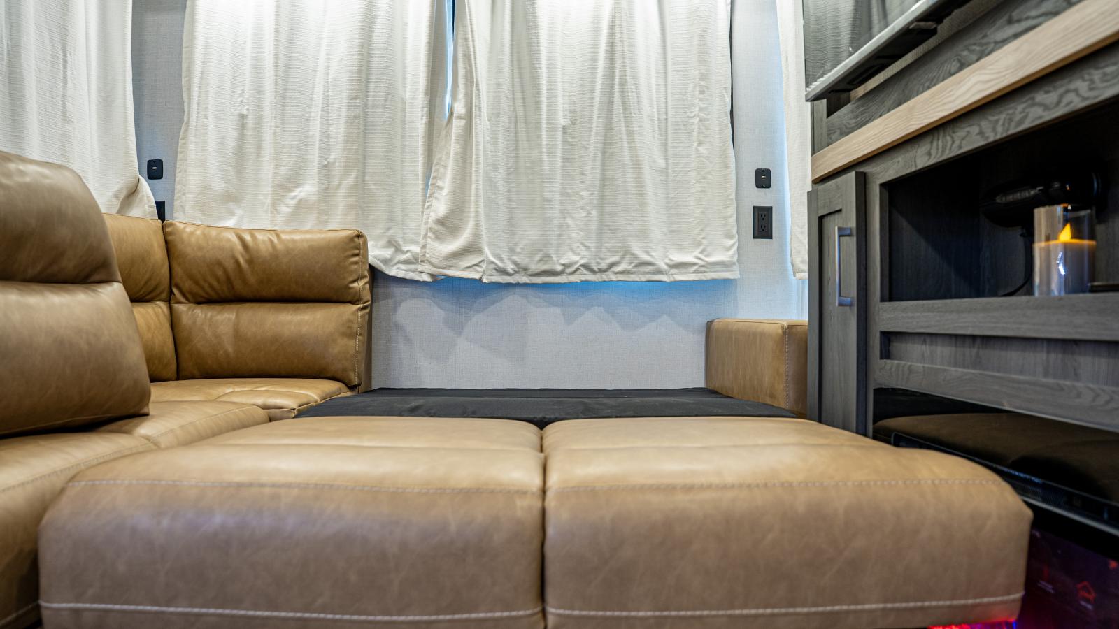 2025 IMPRESSION 282RLVIEW PAR FOREST RIVER - Image 23