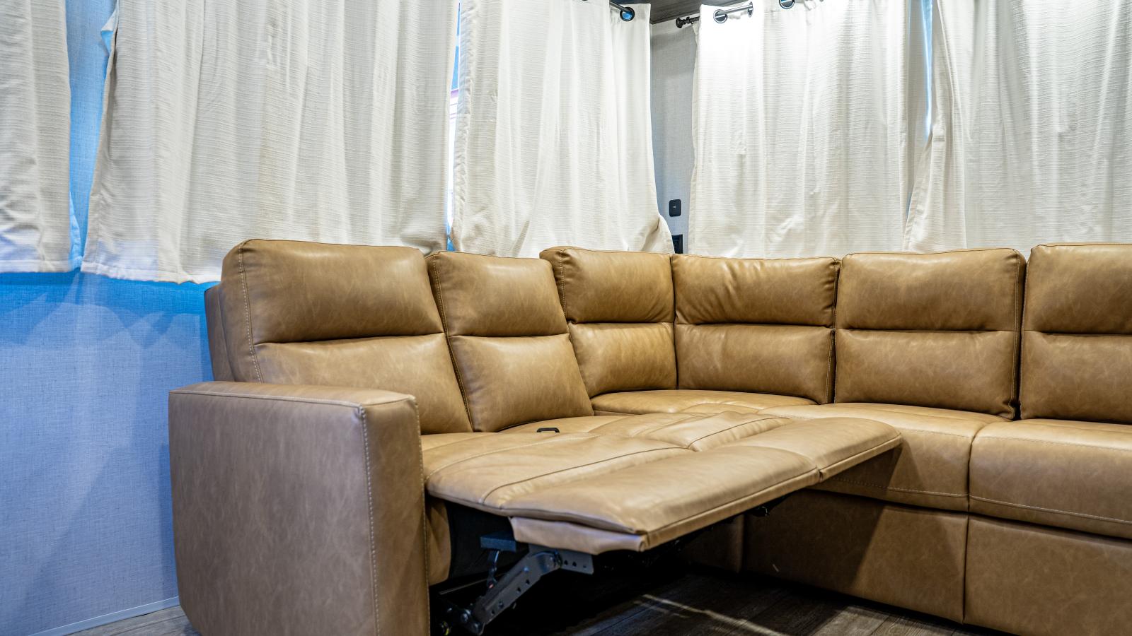 2025 IMPRESSION 282RLVIEW PAR FOREST RIVER - Image 24