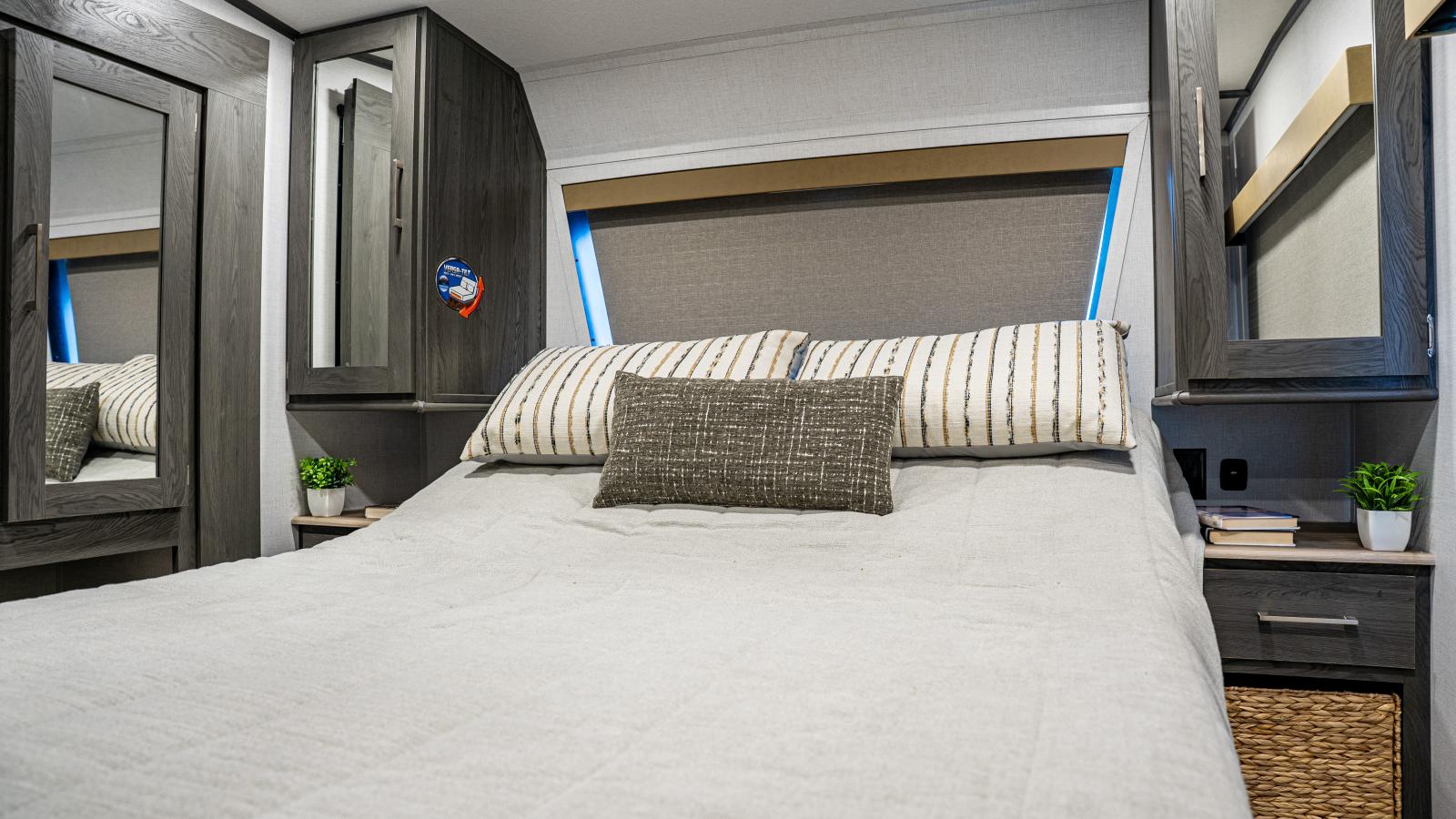 2025 IMPRESSION 282RLVIEW PAR FOREST RIVER - Image 29