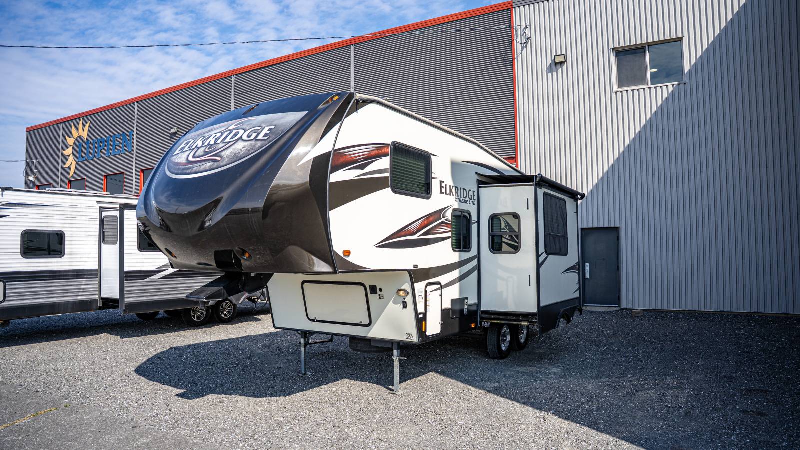 2017 ELKRIDGE E22 PAR HEARTLAND