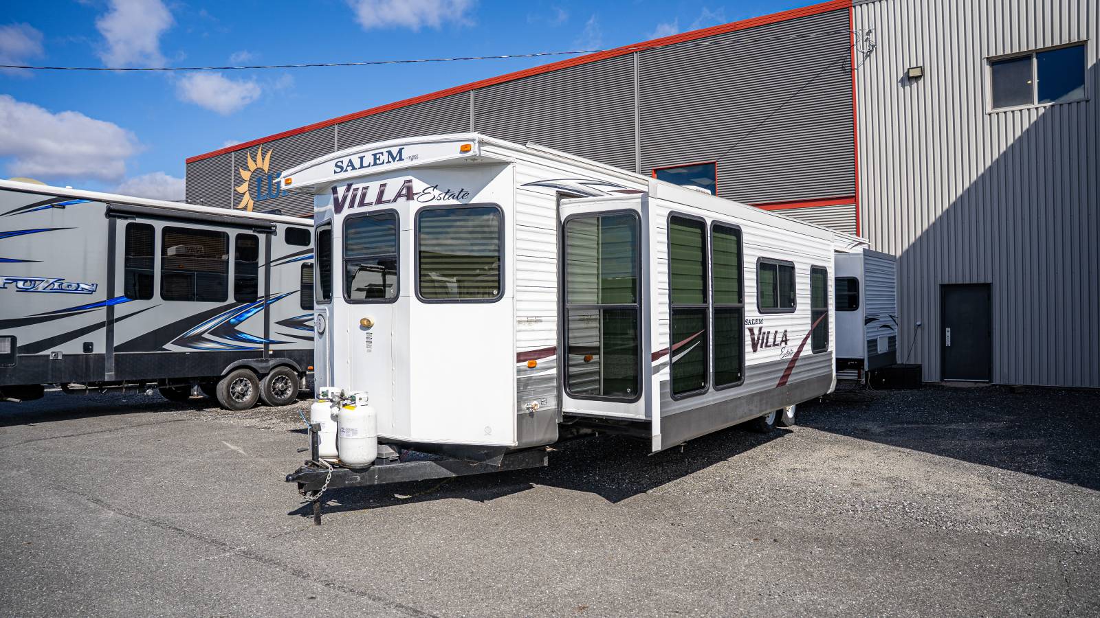 2013 SALEM 394FKDS PAR FOREST RIVER