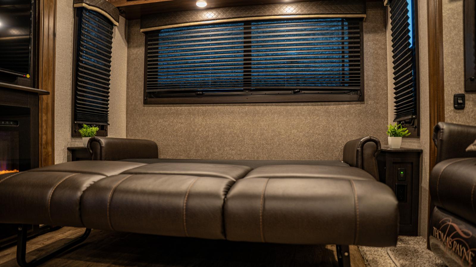 2020 EAGLE 285RSTS PAR JAYCO - Image 25