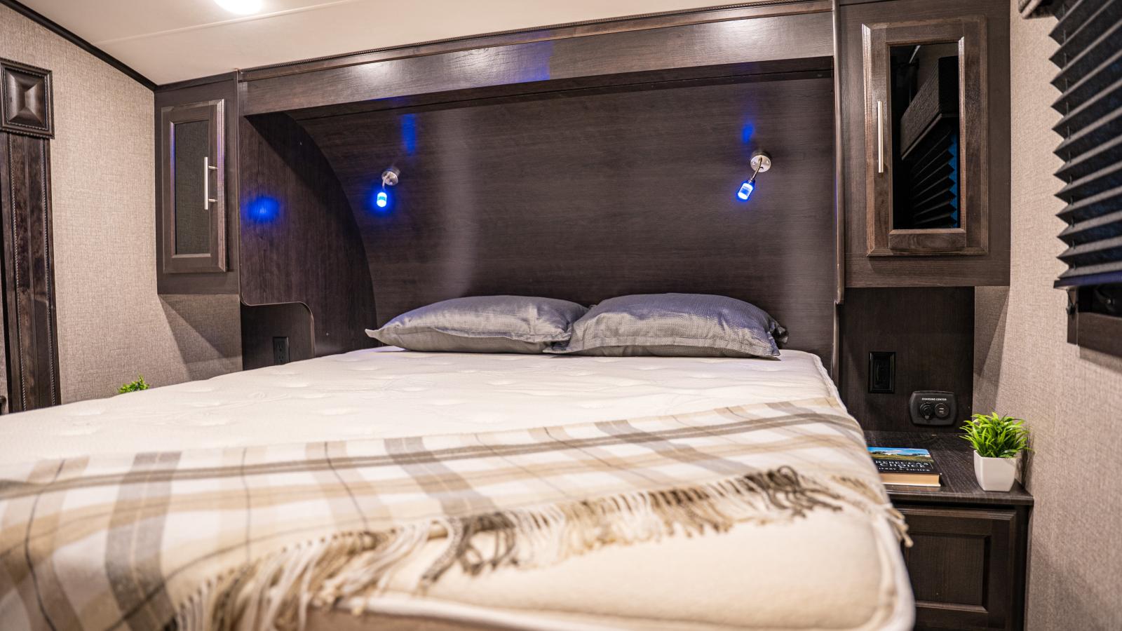 2020 EAGLE 285RSTS PAR JAYCO - Image 33