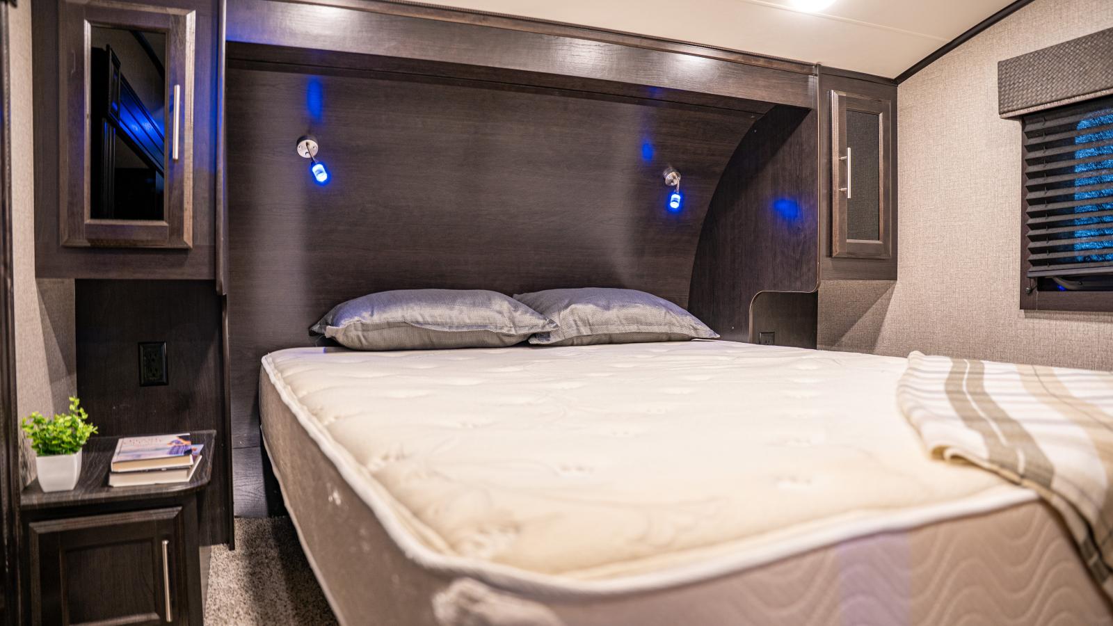 2020 EAGLE 285RSTS PAR JAYCO - Image 34