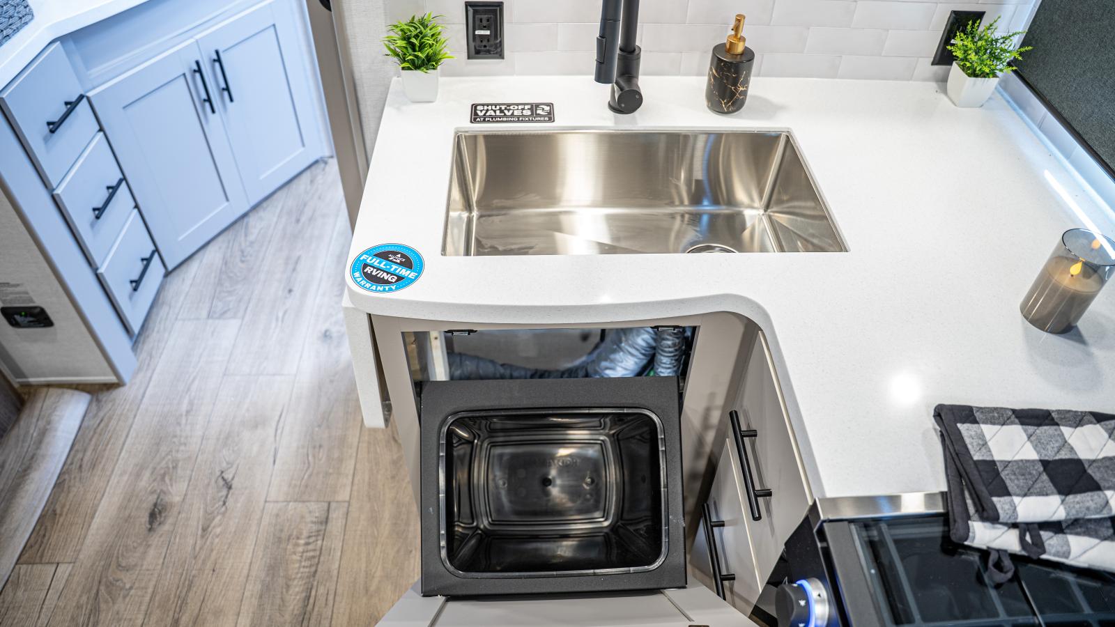 2026 DELTA 252RL PAR ALLIANCE - Image 15