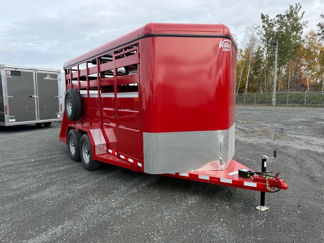 2026 LIVESTOCK 26816HD PAR VALLEY TRAILERS