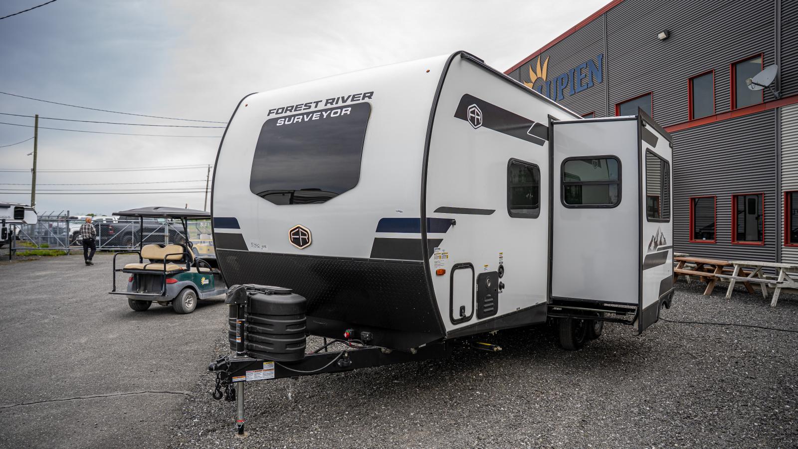 2026 SURVEYOR 202RBLE PAR FOREST RIVER